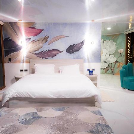 Pachamama Ecolodge Banos De Agua Santa - Ecuador מראה חיצוני תמונה